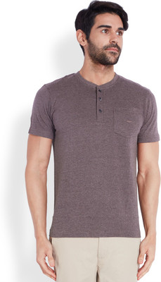 

Park Avenue Solid Men's Henley Brown T-Shirt
