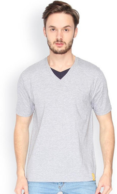 

Campus Sutra Solid Men V-neck Grey T-Shirt