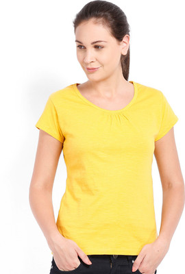

Ten on Ten Solid Women's Round Neck Yellow T-Shirt