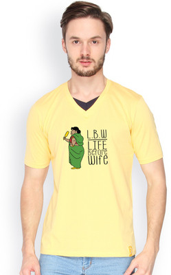 

Campus Sutra Solid Men V-neck Yellow T-Shirt
