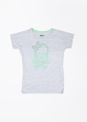 

Gini & Jony Girls Solid T Shirt(Grey, Pack of 1