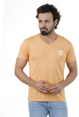 

Wrangler Solid Men's V-neck Orange T-Shirt, Mock orange
