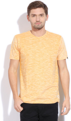 

Breakbounce Solid Men's Round Neck Yellow T-Shirt, Cosmic yellow