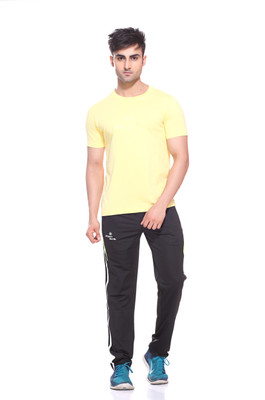 

Sport Sun Solid Men's Round Neck Yellow T-Shirt