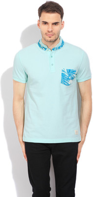 

United Colors of Benetton. Solid Men's Henley Light Blue T-Shirt, M30