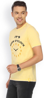 

Campus Sutra Printed Men Round Neck Yellow T-Shirt