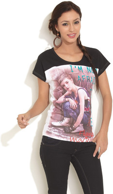 

Flying Machine Printed Women' Round Neck Black T-Shirt