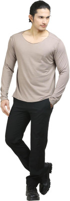 

Oviyon Solid Men' Boat Neck Silver T-Shirt, Moon rock