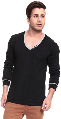 

Izinc Solid Men's V-neck Black T-Shirt