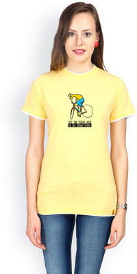 

Campus Sutra Printed Women' Round Neck Yellow T-Shirt