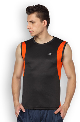 

Difference of Opinion Solid Men' Round Neck Black T-Shirt