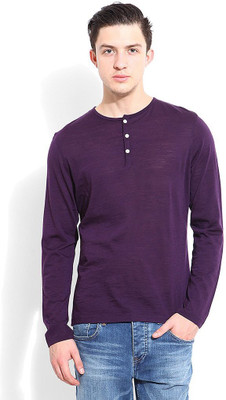 

Blackberrys Solid Men's Round Neck Purple T-Shirt