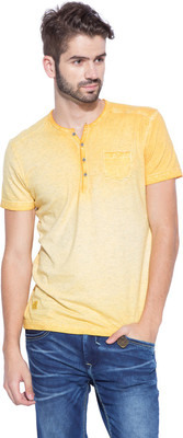

Mufti Solid Men's Henley Yellow T-Shirt
