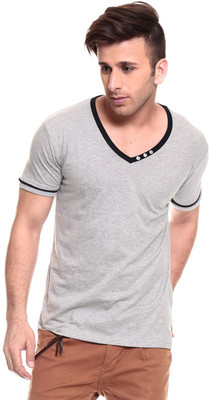 

Izinc Solid Men's V-neck Grey T-Shirt