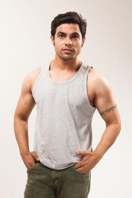 

Unisopent Designs Solid Men's Round Neck Grey T-Shirt