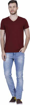 Yaari Solid Men V-neck Maroon T-Shirt