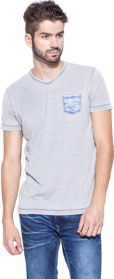 

Mufti Solid Men's V-neck Grey T-Shirt