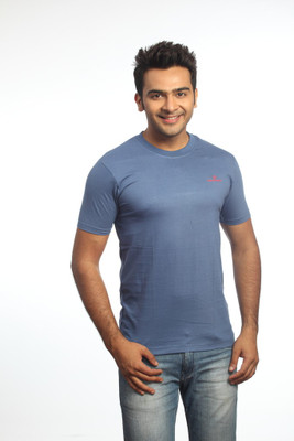 

Crosscreek Solid Men's Round Neck Blue T-Shirt, Indigo