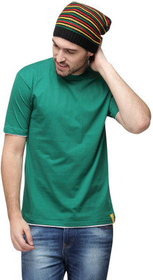 

Campus Sutra Solid Men Round Neck Green T-Shirt