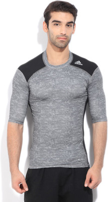

ADIDAS Self Design Men's Round Neck Black, Grey T-Shirt, Coreheath/black