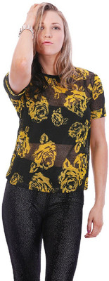 

Lioness Floral Print Women' Round Neck Black T-Shirt