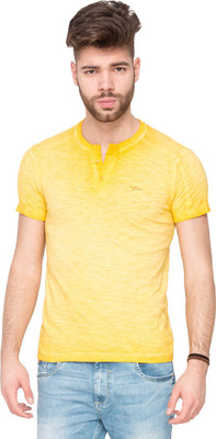 

Mufti Solid Men's Henley Yellow T-Shirt, Mustard