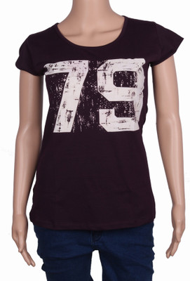 

Leelan Solid Women's Round Neck Purple T-Shirt, Magenta