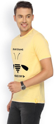 

Campus Sutra Printed Men Round Neck Yellow T-Shirt