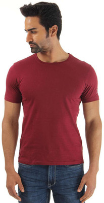 

Flying Machine Solid Men's Round Neck Maroon T-Shirt, Wine