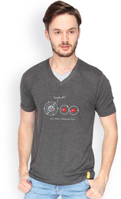 

Campus Sutra Solid Men V-neck Grey T-Shirt, Charcoal