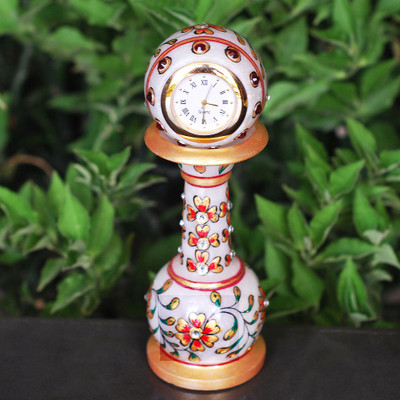 

Shreeng Analog Multicolor Clock