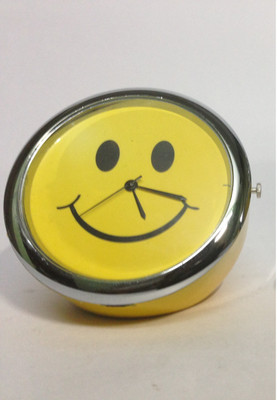 

Lakshita Decor & Gift Arts Analog Yellow Clock