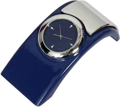 

A M Enterprises Analog Blue Clock