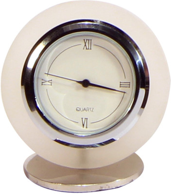 

YNA Analog Silver Clock