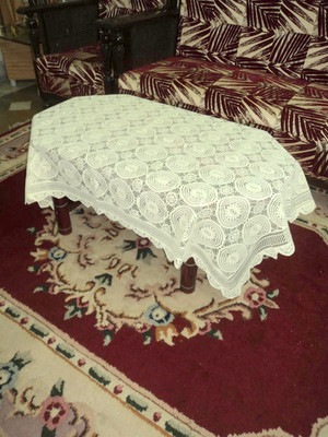 

Amita Home Furnishing Geometric 6 Seater Table Cover(White, Polyester)
