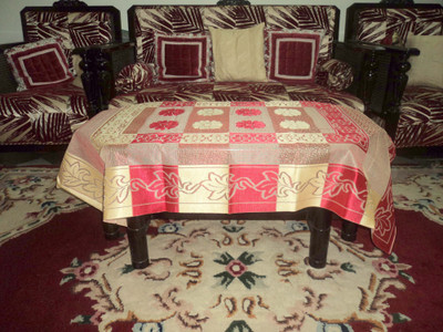

Amita Home Furnishing Floral 6 Seater Table Cover(Maroon, Polyester)