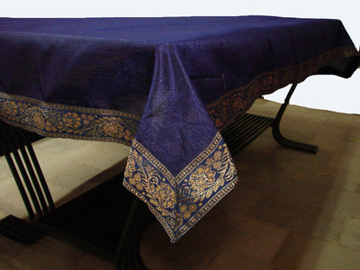 

HOME SHINE Solid 4 Seater Table Cover(Blue, Polyester)