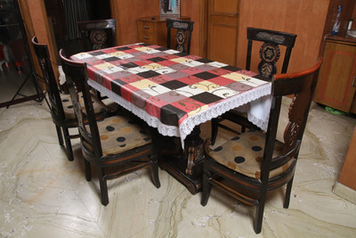 

Freely Checkered 8 Seater Table Cover(Multicolor, PVC)