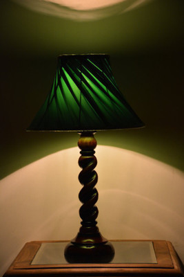 

Yashasvi Decor Table Lamp(40.64 cm, Green)