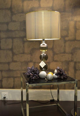 

Avenue.48 A19 Table Lamp(63 cm, Beige)