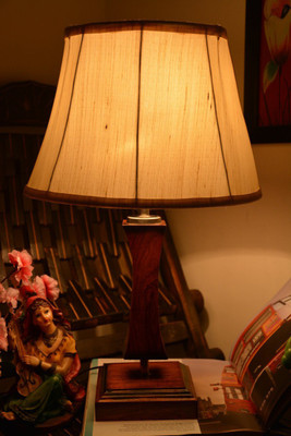 

Yashasvi Yashasvi Drum Mild Cream Table Lamp Table Lamp(45 cm, Orange)