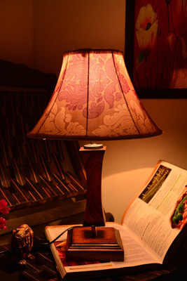 

Yashasvi Yashasvi Mild Albertrous Table Lamp Table Lamp(45 cm, Multicolor)