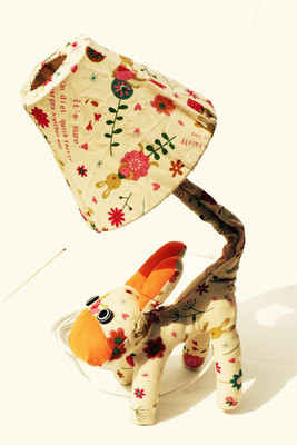 

Design o vista Trendy Table Lamp(Multicolor)