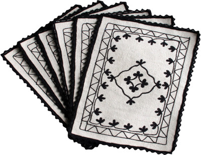 

Saral Home Rectangular Pack of 6 Table Placemat(Black, Cotton)