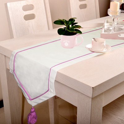 

Lushomes White 180 cm Table Runner(Cotton)