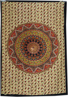 

Imli Street Mandala Tapestry(Multicolor)
