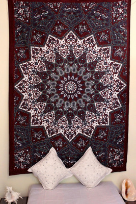 

Stylo Culture Living Room Tapestry(Maroon, White)