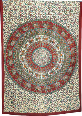 

Imli Street Mandala Tapestry(Multicolor)