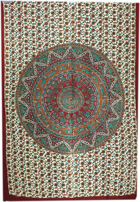 

Imli Street Mandala Tapestry(Multicolor)