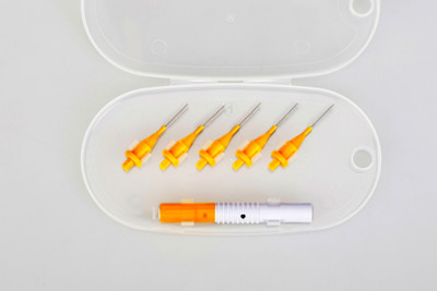 

Koel Dentwist Interdental Yellow 05 Set Made In Korea Hard Toothbrush
